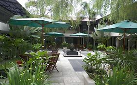 Guntur Hotel